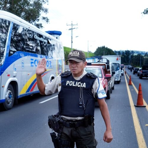 Policía niega que uniformados hayan sido sacados de Quito por traslado de Comandancia General a Guayaquil