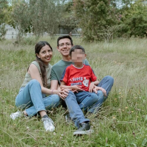 Niño necesita medicamento que cuesta 3,5 millones de dólares para frenar el avance de la distrofia muscular que padece