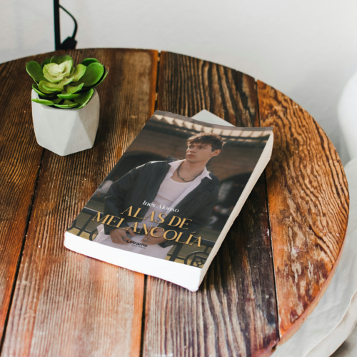 Inés Alonso debuta con una poesía que acaricia el alma