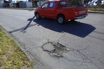 ‘Las vías en Tungurahua están fatales, por donde se transita hay baches’: mal estado de la red vial causa inconvenientes a conductores