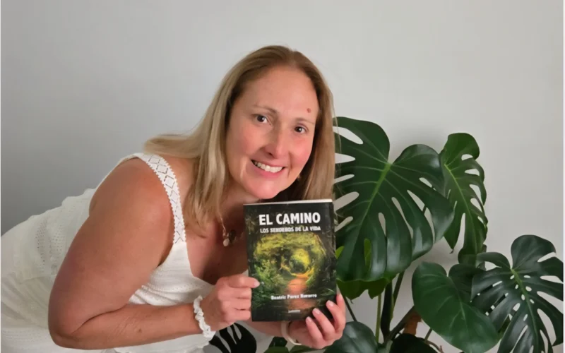 Beatriz Pérez Navarro, una voz literaria que invita a redescubrir la vida a través de un viaje interior