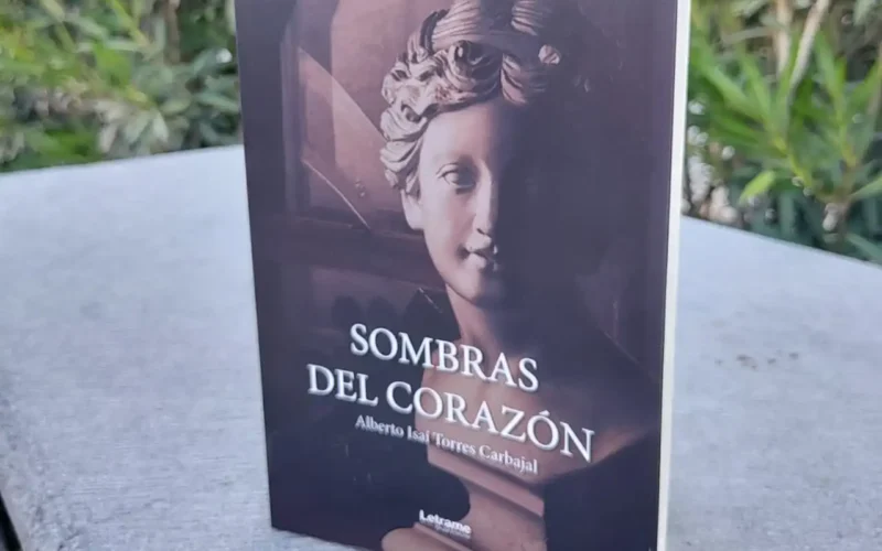 Alberto Isaí Torres Carbajal da vida a un amor prohibido en la corte prusiana