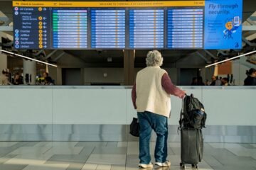 Más de 800 vuelos cancelados en EE. UU. este viernes por cierre federal