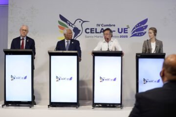 Cumbre CELAC-UE aprueba dos declaraciones adicionales sobre seguridad y pacto por cuidados