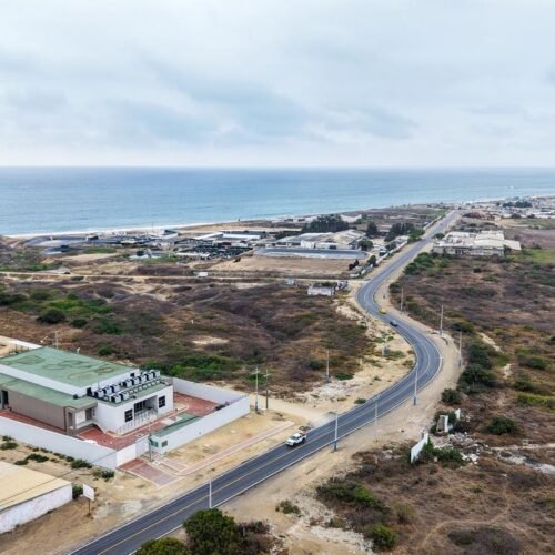 Gobierno entrega rehabilitación de tramo de 8,13 kilómetros de la vía  Ancón- Anconcito-Punta Carnero