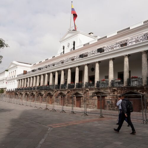 Fusiones concluirían en diciembre, cada ministerio definirá quiénes se quedan y quiénes pueden entrar a jubilación