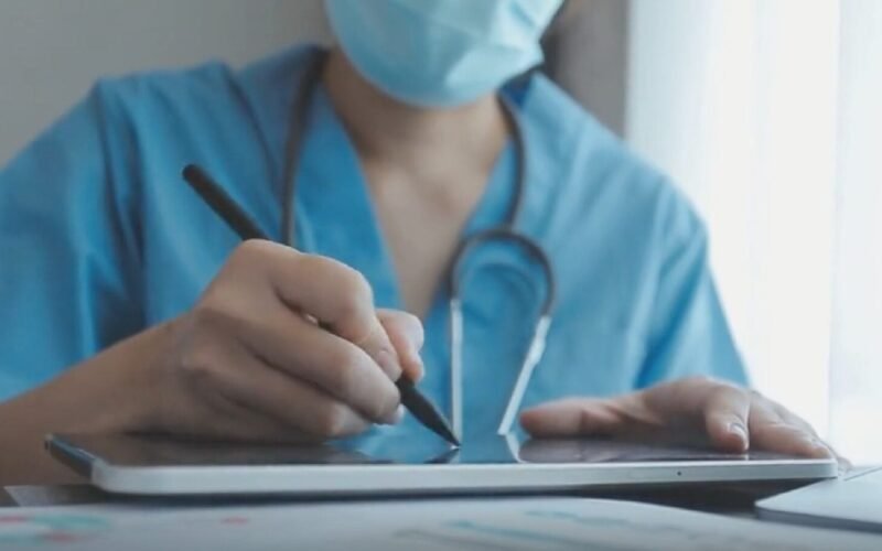 Italia busca enfermeros ecuatorianos: Ministerio del Trabajo presenta oferta laboral internacional