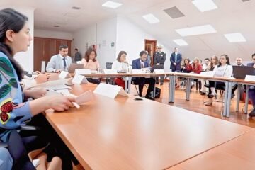 BID entregará a Ecuador $ 250 millones para compra de medicamentos y mejorar el servicio de salud pública, afirma presidente Daniel Noboa