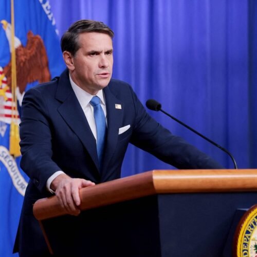 El Departamento de Justicia de EE. UU. publica más tres millones de páginas de archivos de Jeffrey Epstein