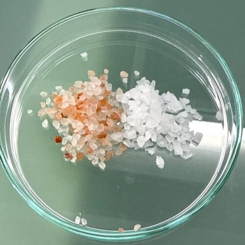 La sal no refinada en Ecuador es un peligro y en muchos casos presenta microplásticos, alerta investigación