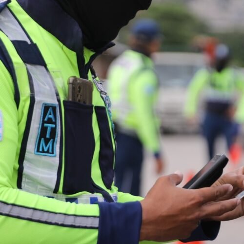 ATM de Guayaquil no sancionará a choferes con licencias caducadas hasta que se restablezcan servicios de la ANT