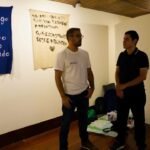 “Así verán los historiadores del futuro cómo fue el trato a los migrantes latinoamericanos”: exposición ‘Domicilio desconocido’ resalta experiencias de migrantes y desplazados