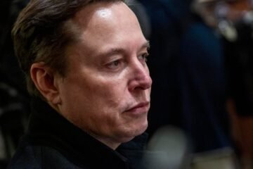 “Tirano y traidor”: Elon Musk arremete contra Pedro Sánchez por propuesta de limitar redes a menores