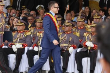 Presidente Daniel Noboa dispone el paso al ‘servicio pasivo’ de tres generales de división y dos vicealmirantes