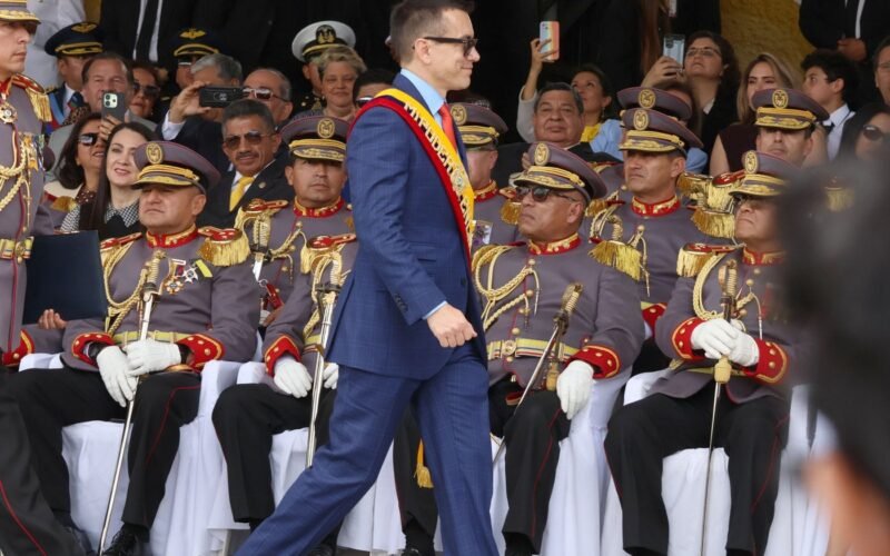 Presidente Daniel Noboa dispone el paso al ‘servicio pasivo’ de tres generales de división y dos vicealmirantes