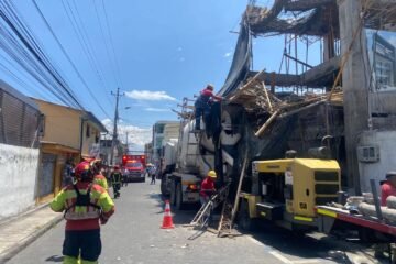 Cuatro obreros heridos por colapso de estructura en construcción en Tumbaco