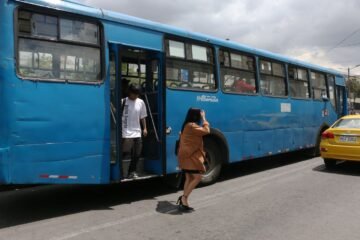 El sector transporte de Quito advierte de inconvenientes sin compensación por diésel: gremio busca acercamiento con Municipio para nuevo modelo de gestión