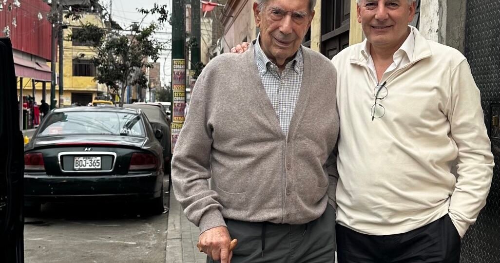 En sus últimos años, Mario Vargas Llosa intentó reencontrarse con Lima