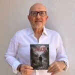 Andrés Maqueda Roldán debuta en la narrativa con una novela de realismo mágico cargada de emoción y memoria
