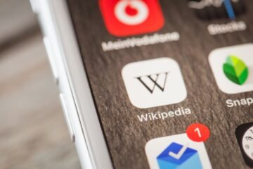 Wikipedia celebra su encuentro anual en París, pero el fundador Larry Sanger está vetado