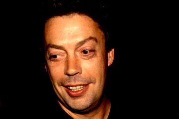 80 años, 80 películas de Tim Curry, el actor que se consagró en roles de villanos: ‘Los héroes son aburridos’