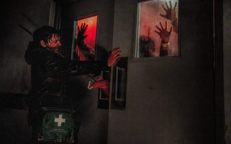 ‘Resident Evil: Noche Cero’ llega a Ecuador con una historia de supervivencia en Raccoon City